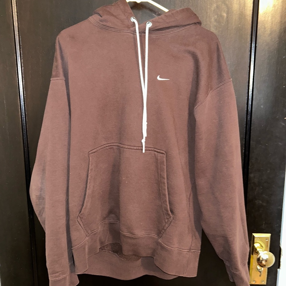 Nike Solo Swoosh